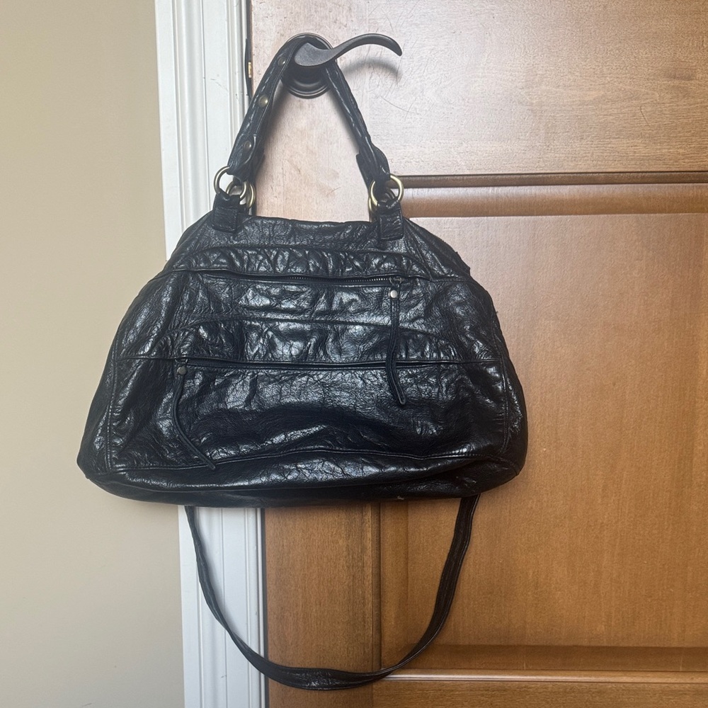 Elegant Black Leather Handbag